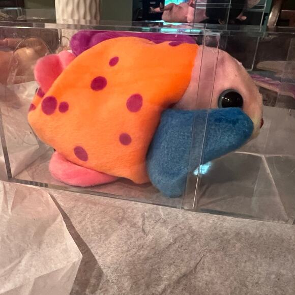 1 X Ty Beanie Babies - Lips the Fish by Beanie Babies  Ty Beanie Babies Lips The Fish